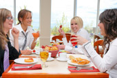 Trop tard pour un petit d�jeuner, trop t�t pour le d�jeuner : le brunch !